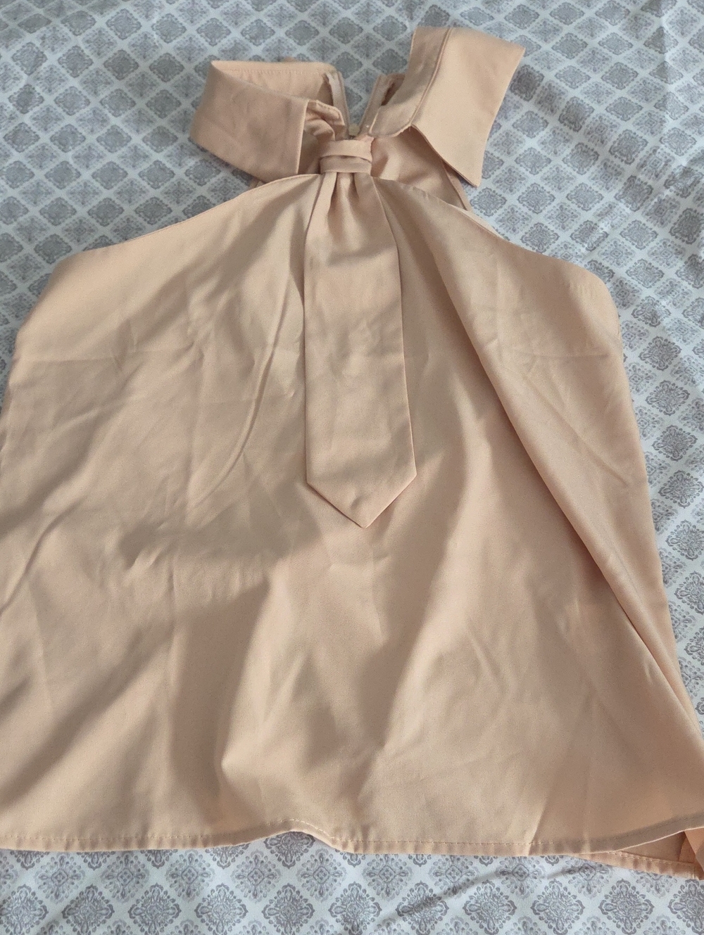 SHEIN Blush Tie-Neck Halter Cami